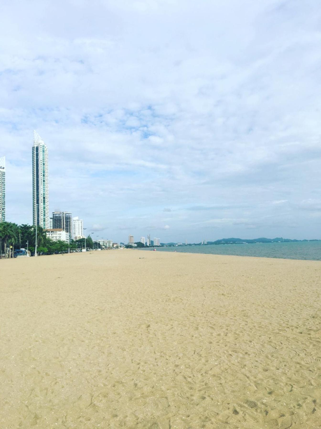 1 Bedroom Seaview Jomtein 9Th Jomtien Beach Zewnętrze zdjęcie